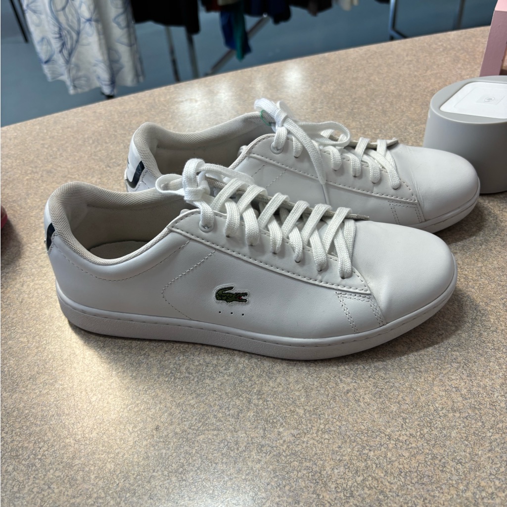 Lacoste White Leather Low-Top Sneakers With Green Croc Accent